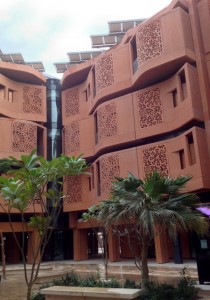 Masdar City - Abu Dhabi's zero carbon development