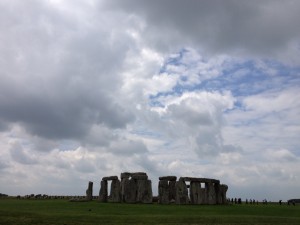 Sky, stones, grass, people – in that order