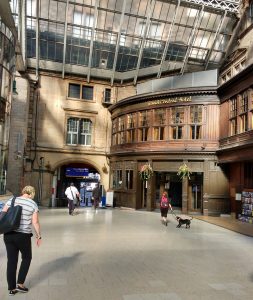 From train to hotel - a short walk in Glasgow