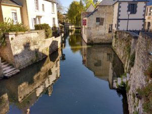 The river Aure in Bayeux. Picture by the writer.