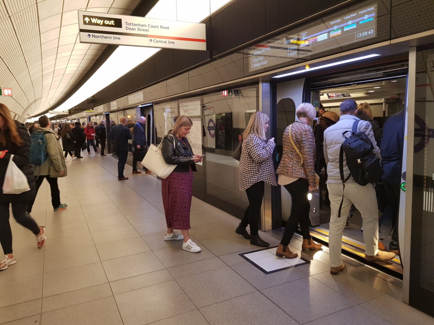 Fully open Elizabeth Line a rare British triumph | Gareth Huw Davies